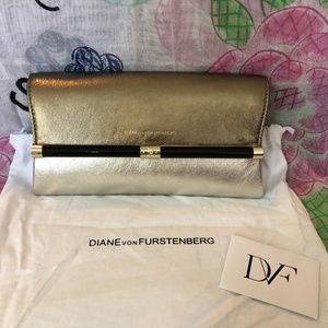 NWT DIANE von FURSTENBERG DVF Clutch Party Gold